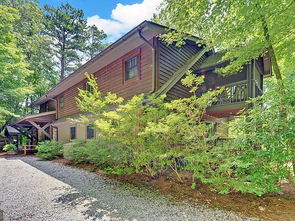 2nd image of 3540 Lake Rabun Rd