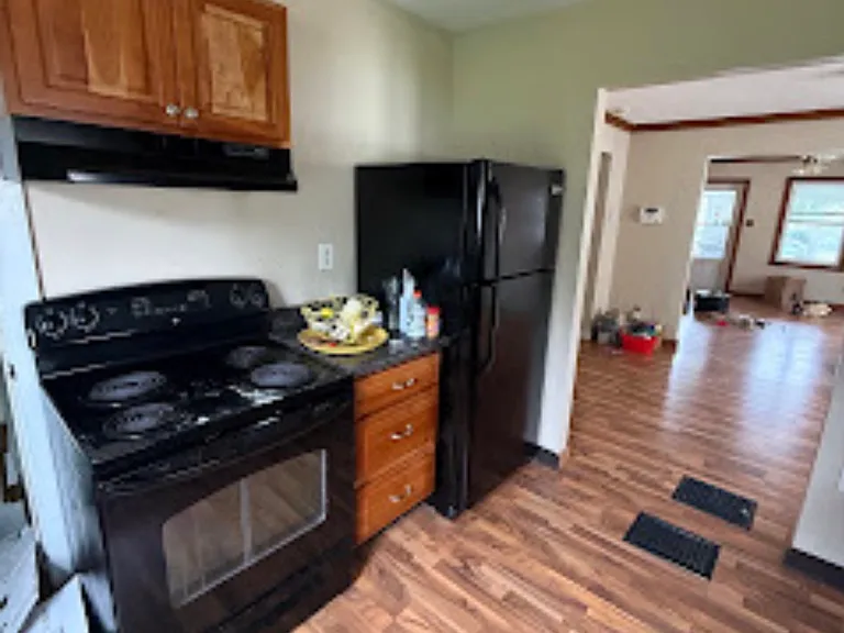 2150 E Clay St — Photo 8