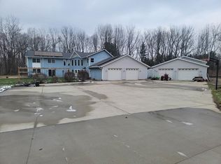 422 Babcock Rd, Bronson, MI 49028