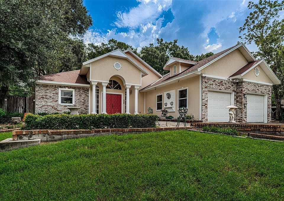 1st image of 226 S RIVERHILLS DRIVE