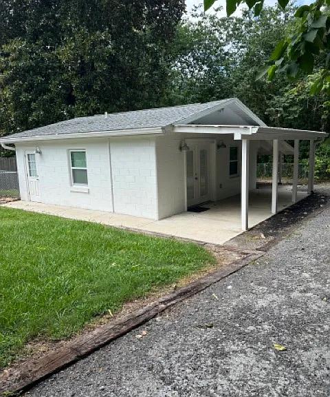 2510 SE Lake Weir Ave #2 — Photo 1