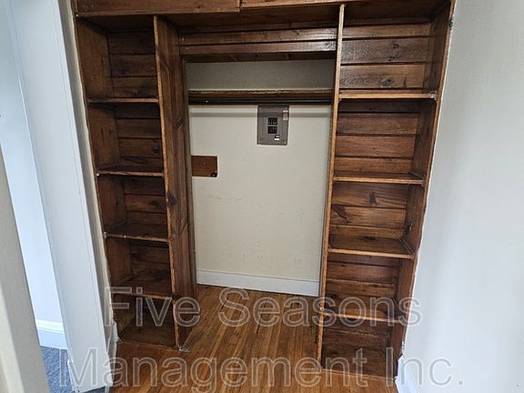 3rd image of 10 Lafayette Pl APT 8