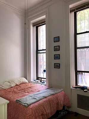 Rented by Aryeh Realty | media 30