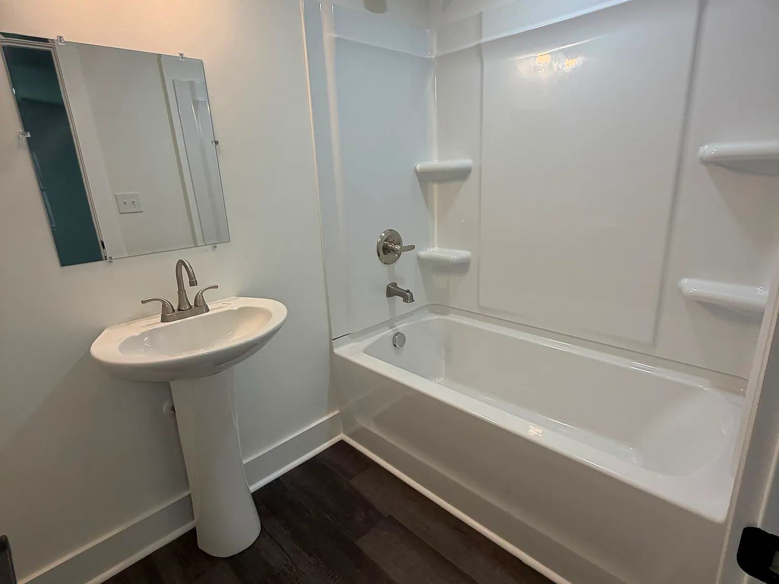 3 bed, 1000 sqft, $1,500 — Photo 4