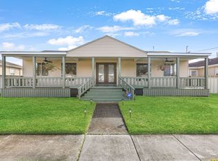 605 Community St, Arabi, LA 70032