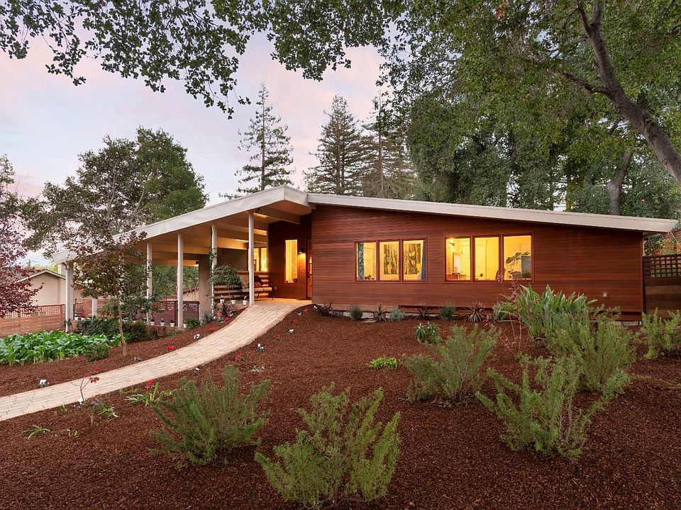 1st image of 20830 Boyce Ln