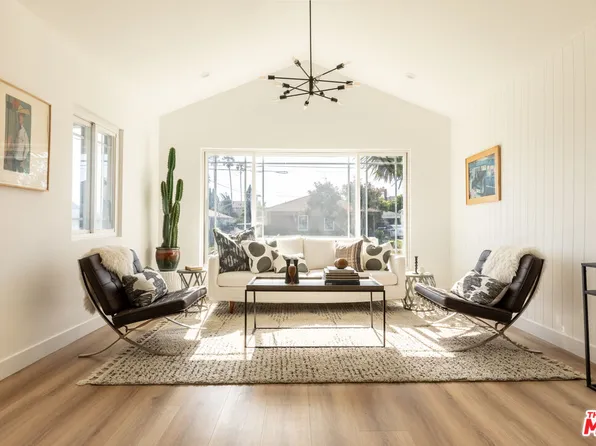 10516 Cimarron St, Los Angeles, CA 90047
