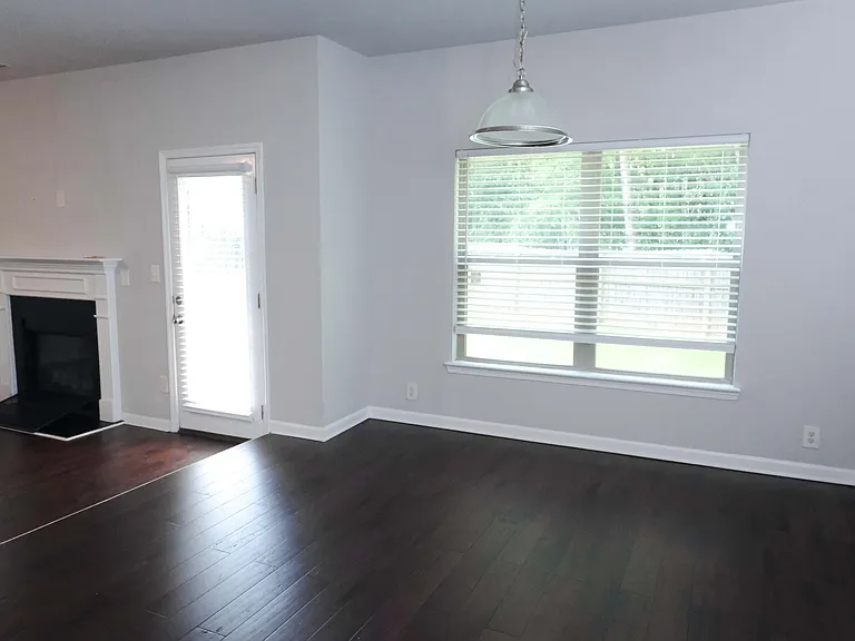 966 Ava Lynn Ln — Photo 10