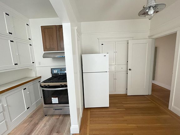 5th image of 741 Balboa St APT 3
