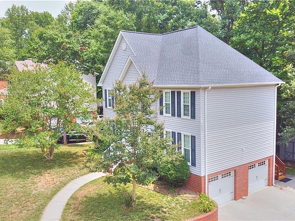 2nd image of 6125 Tennyson Dr