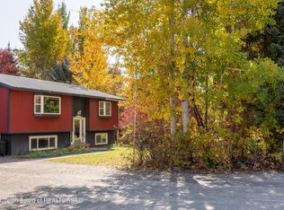 850 Hi Country Dr, Jackson, WY 83001