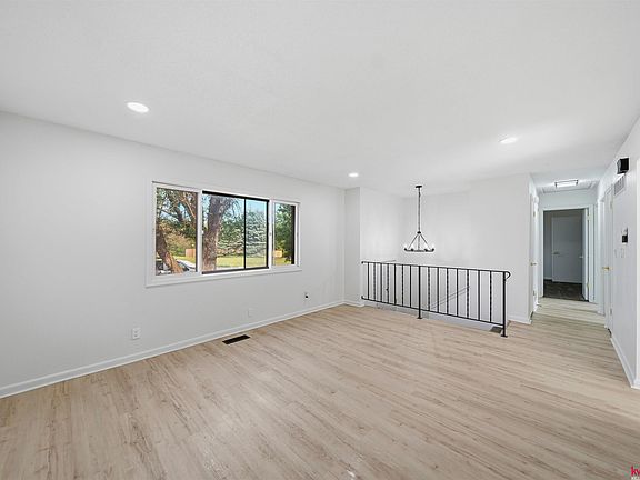 3rd image of 1020 C St