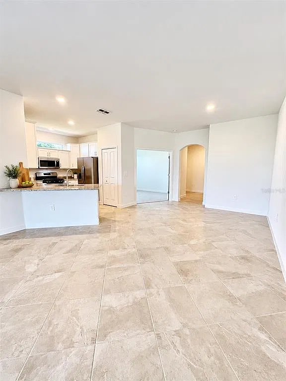 2 bed, 2.0 bath, 1557 sqft, $2,800 — Photo 4