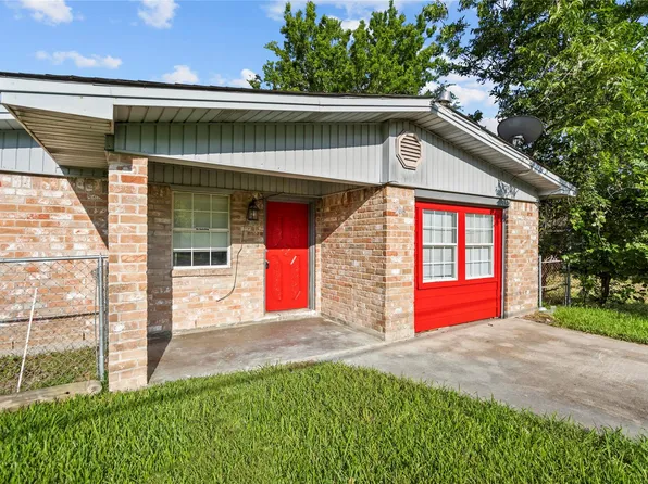 206 S Texas St, Texas City, TX 77591
