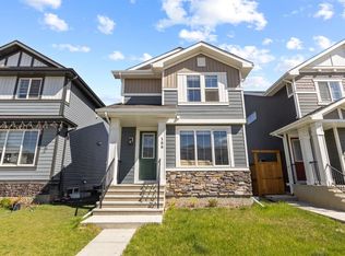 188 S Waterford Path, Chestermere, AB T1X 2T9