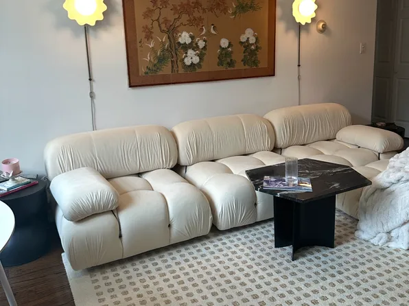 35 Eastern Parkway image 2 of 11