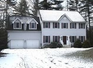 2 Big Pine Ln, East Stroudsburg, PA 18301