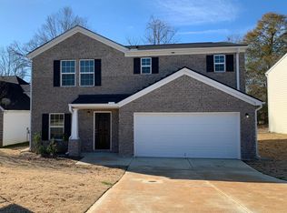1027 Serene Lake Dr, Griffin, GA 30223