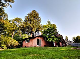 8412 Riverway Dr, Cary, IL 60013