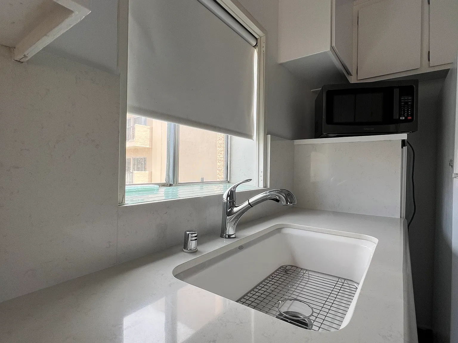 3 bed, 1500 sqft, $5,000 — Photo 2