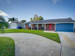 8722 Thornwood Ln, Tampa, FL 33615