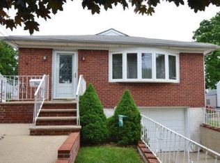 244 Wardwell Rd, Mineola, NY 11501