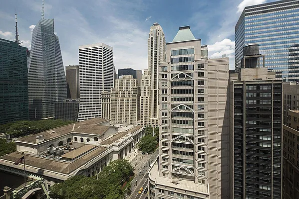 Rented by Renetta Real Estate | media 45