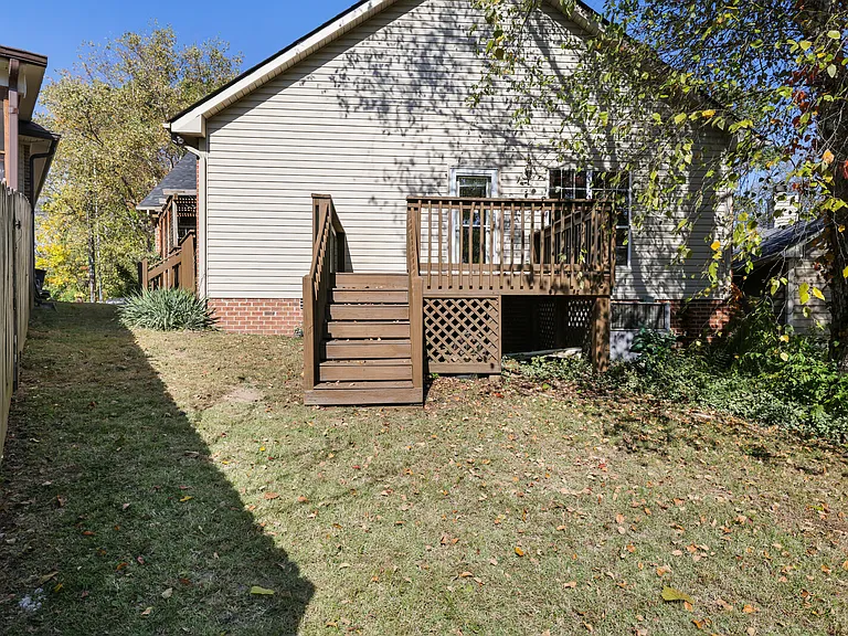 4933 Alexis Dr — Photo 37