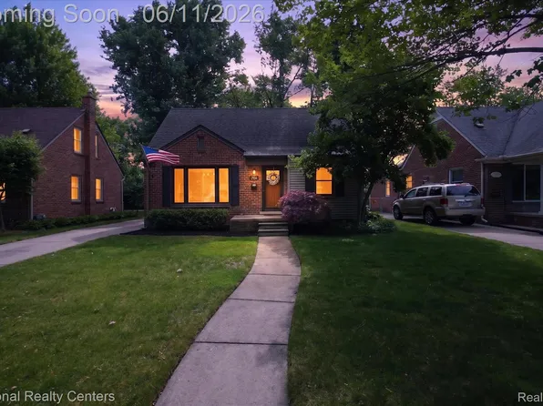 2436 N Vermont Ave, Royal Oak, MI 48073