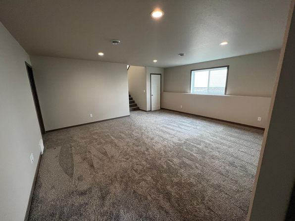 1510 Keystone Cir NE, Dilworth, MN 56529