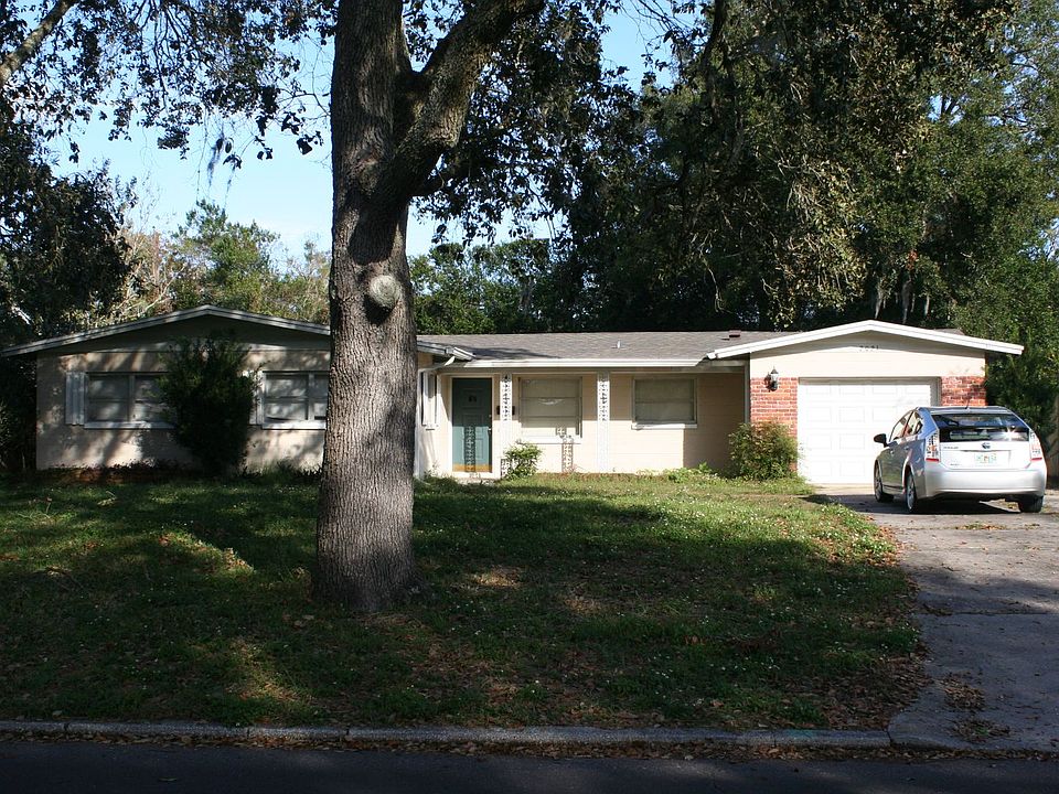 1st image of 2021 Woodcrest Dr
