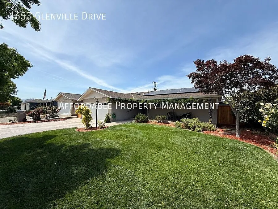 Building Photo - 1653 Glenville Dr