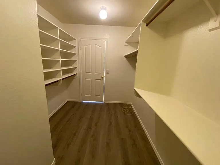12637 W Cambridge Ave — Photo 24