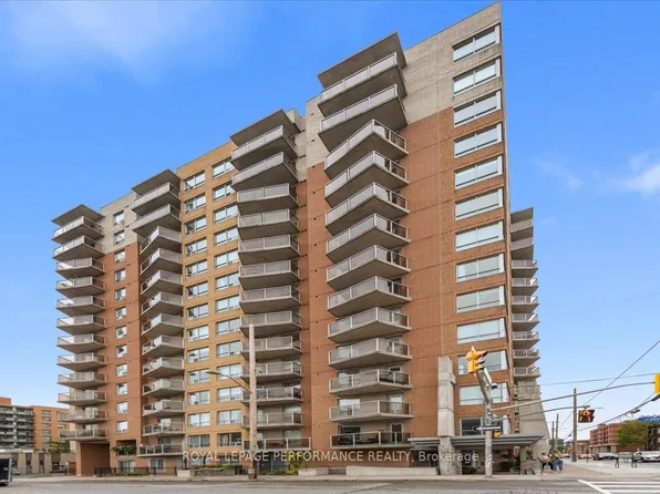 429 Somerset St W #207, Ottawa, ON K2P 2P5