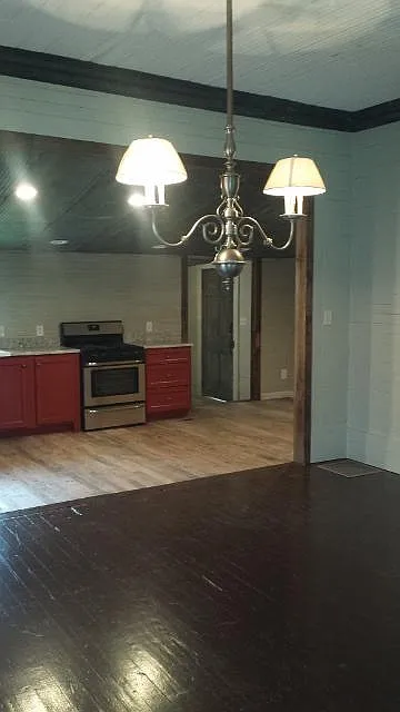 2 bed, 1550 sqft, $2,400 — Photo 4