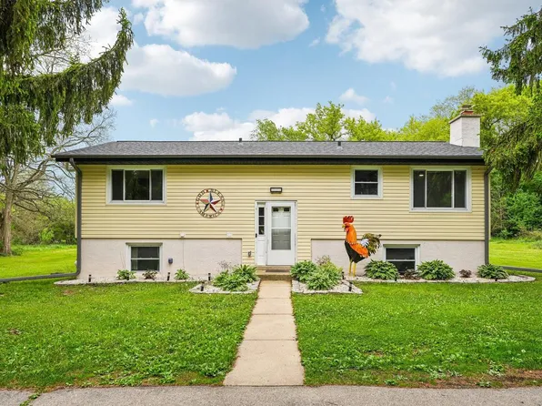 S55W33749 County Road ZZ, North Prairie, WI 53153