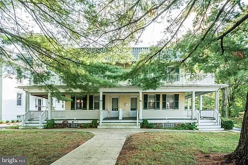 4101 Roland Ave #2F Photo 1