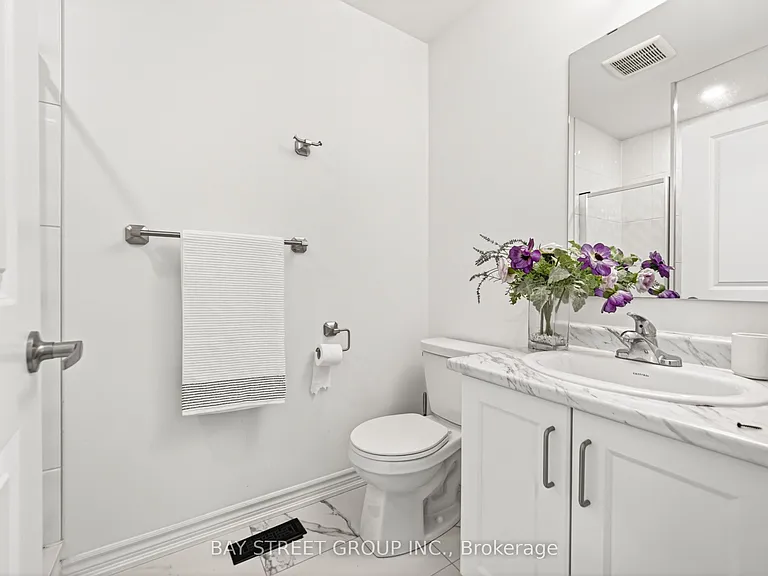 66 Massachusetts Ln — Photo 27