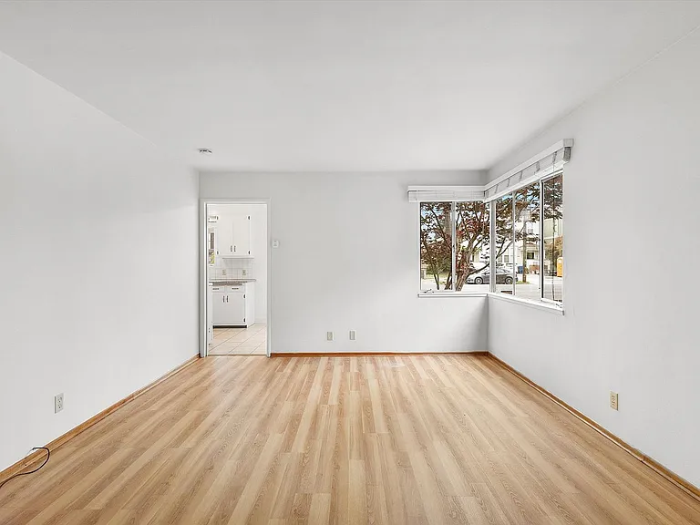 2145 Santa Clara Ave #A — Photo 5