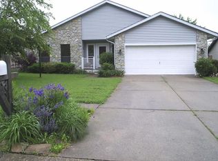 2370 E Glenview Dr, Terre Haute, IN 47802