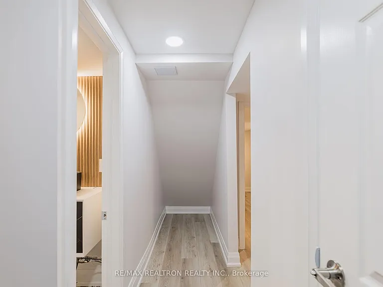 28 Blue Spruce Ln #BASEMENT — Photo 15