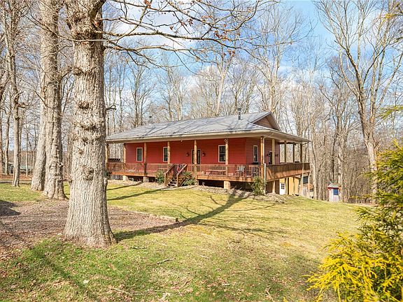 3rd image of 236 Chickadee Ln