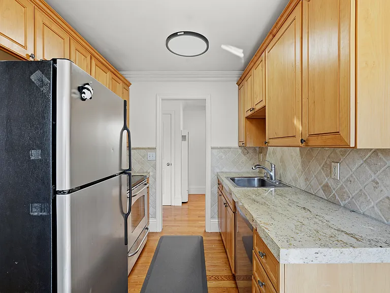 198 Dolores St #4 — Photo 12