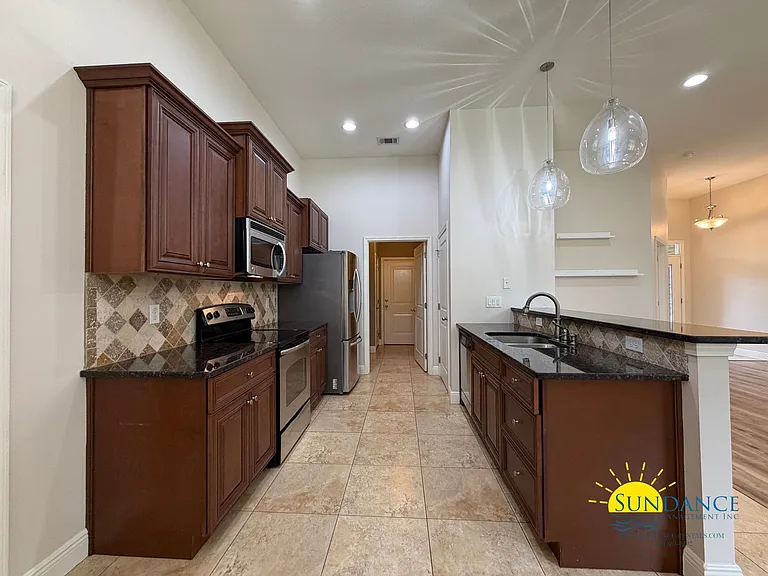 418 Westminster Rd — Photo 7