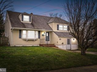 26 Miry Brook Rd, Hamilton, NJ 08690