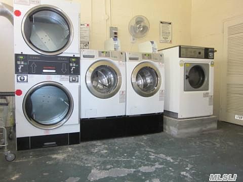 5th image of 141 Smith St APT C21