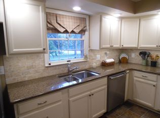 904 Independence Dr, Alabaster, AL 35007