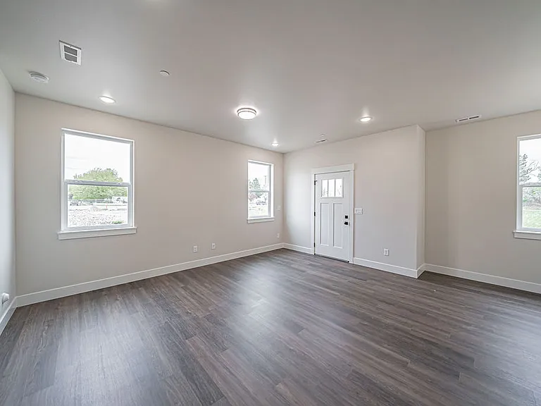 2998 Huntshire Ave — Photo 28