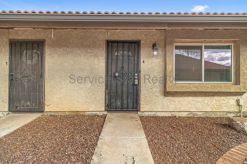 2 bed, 2.0 bath, 864 sqft, $1,450 — Photo 3