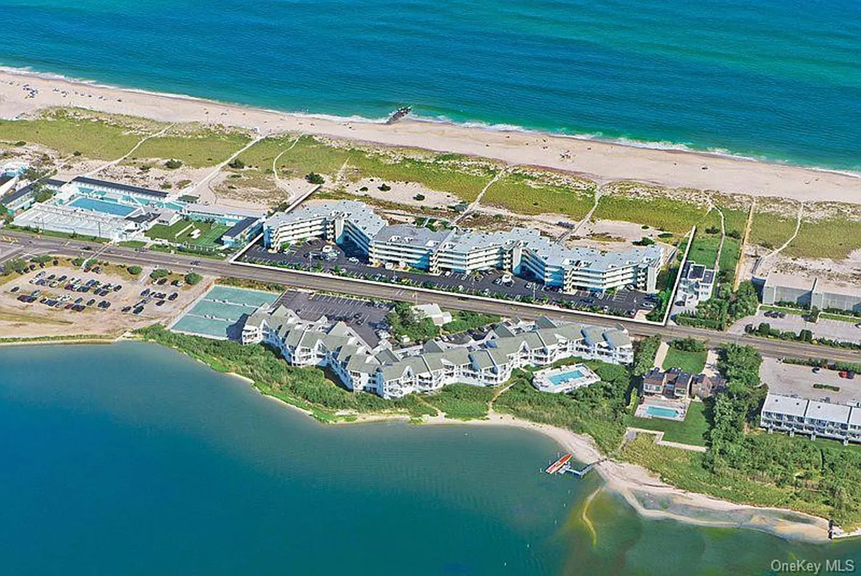 Yardham Bayfront Summer Rental — Photo 1